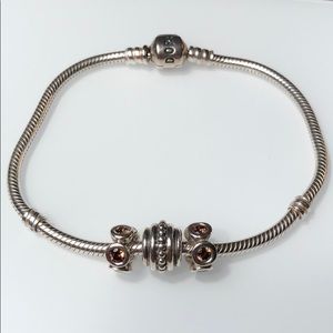 💯%Authentic Retired Pandora Ster/Sil bracelet
